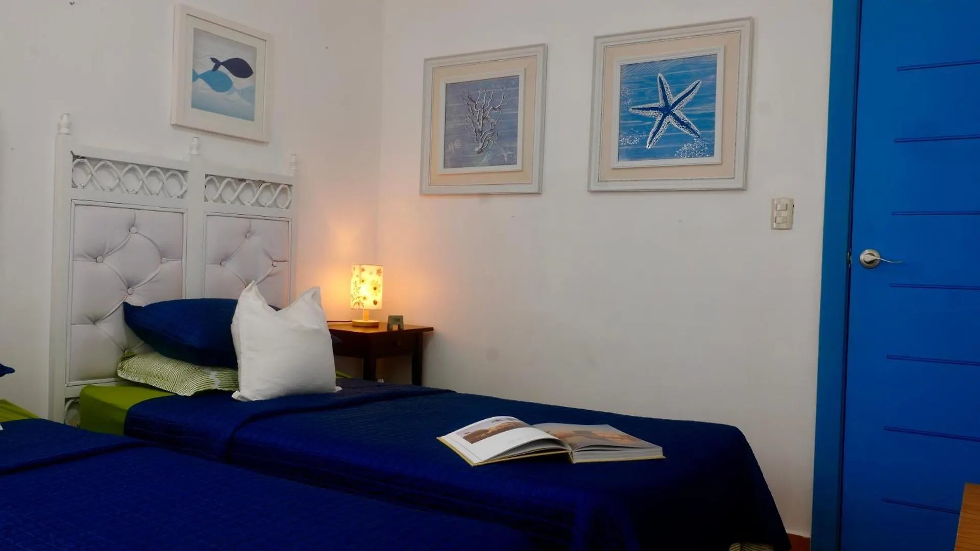 V&V Beach House Punta Cana